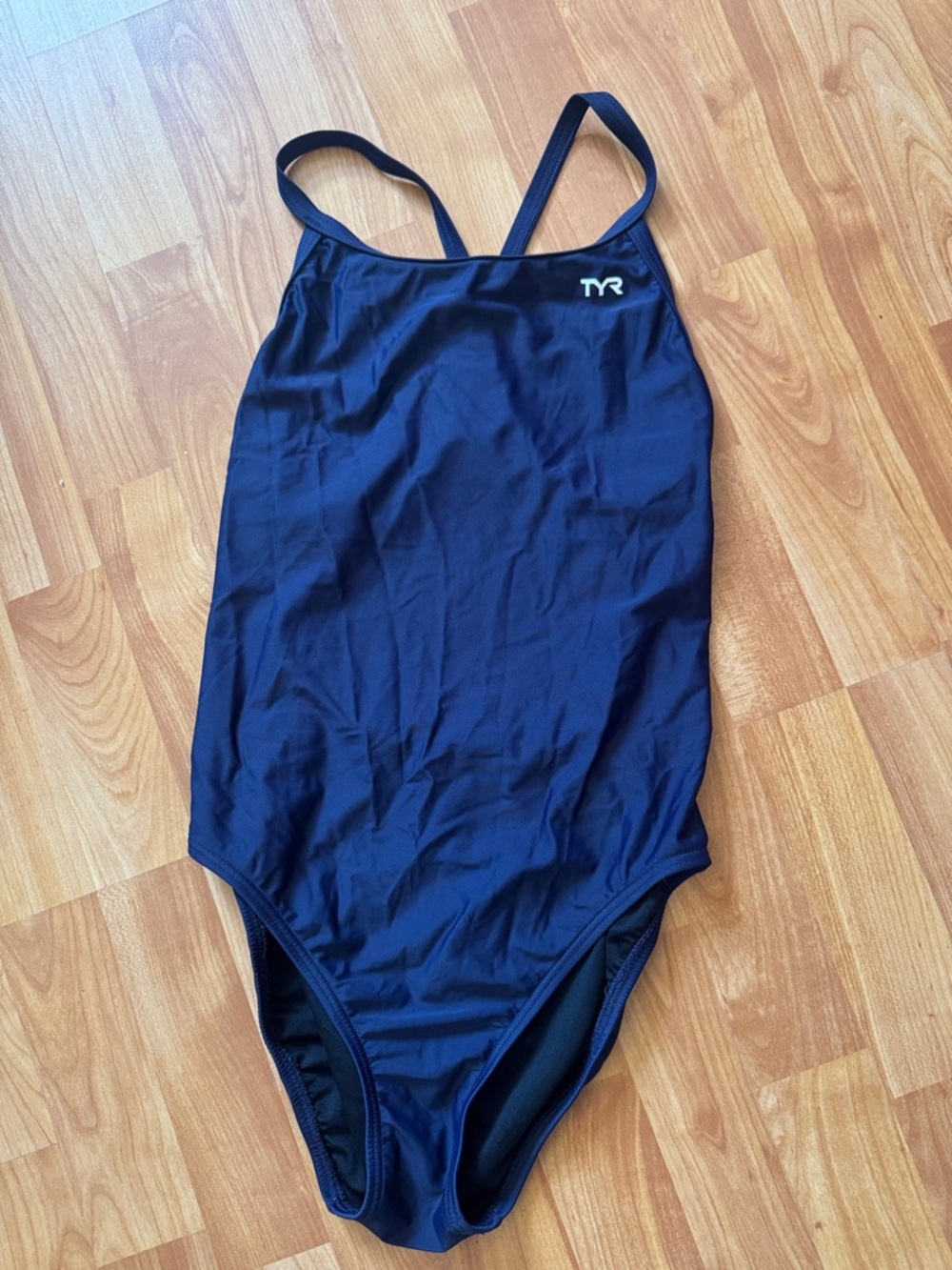 Women’s size 34 TYR blue solid cut out one piece swim bathing‎ suit